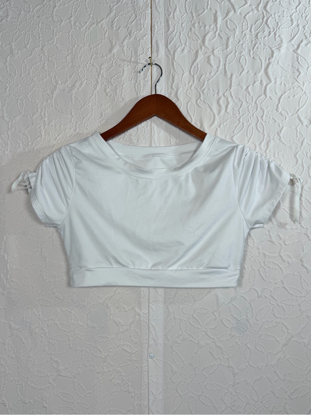 Mono B White Cropped Tie Sleeve Athletic Workout Top Sz L